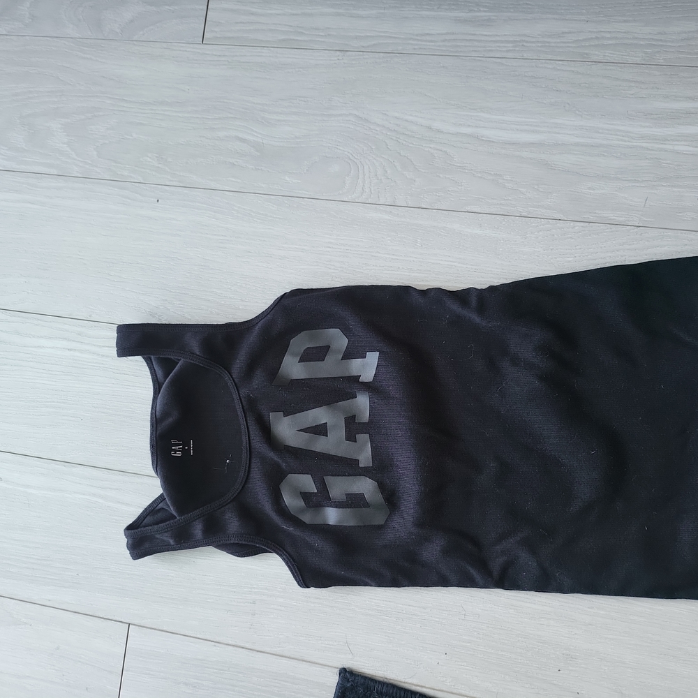 Black shirt